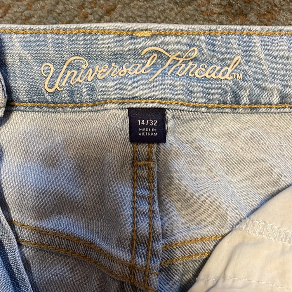 Super High Rise Ripped Jeans - Picture 4 of 4